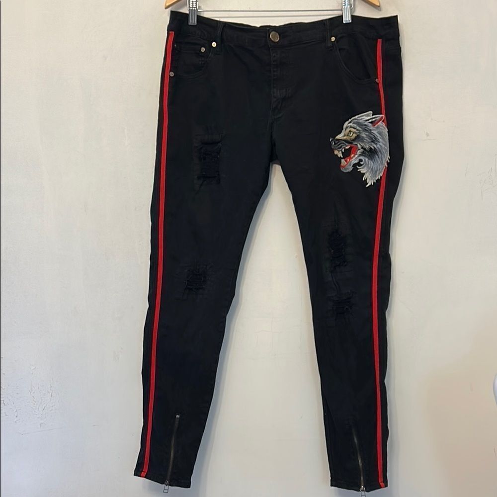 RS1NE black distressed wolf and tiger appliqué denim jeans Size 40 X 32